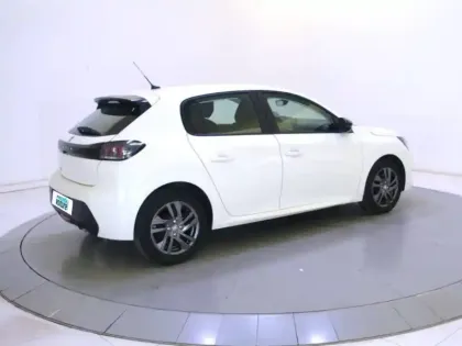 Photo 24 Peugeot 208  PureTech 100 S&S BVM6