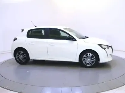 Photo 23 Peugeot 208  PureTech 100 S&S BVM6