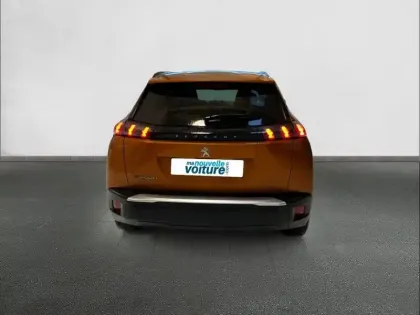 Photo 24 Peugeot 2008  Electrique 136 ch