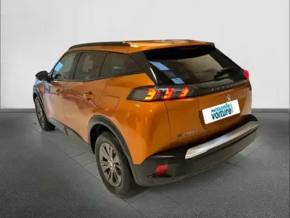 Photo 26 Peugeot 2008  Electrique 136 ch