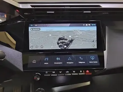 Photo 18 Peugeot 308  SW BlueHDi 130ch S&S BVM6