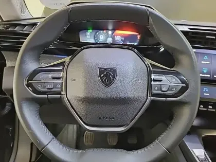 Photo 8 Peugeot 308  SW BlueHDi 130ch S&S BVM6