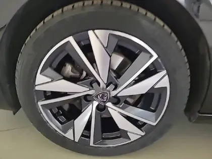 Photo 12 Peugeot 308  SW BlueHDi 130ch S&S BVM6