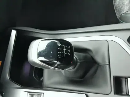 Photo 13 Peugeot 308  SW BlueHDi 130ch S&S BVM6