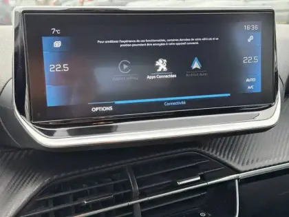 Photo 39 Peugeot 208  PureTech 100 S&S BVM6