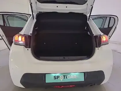 Photo 81 Peugeot 208  PureTech 100 S&S BVM6