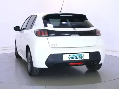 Photo 82 Peugeot 208  PureTech 100 S&S BVM6