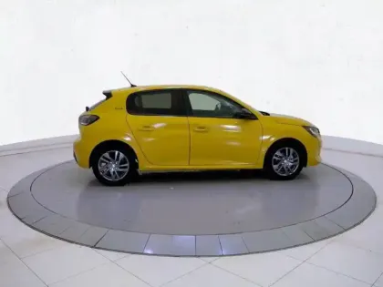 Photo 39 Peugeot 208  PureTech 100 S&S BVM6