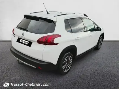 Photo 12 Peugeot 2008  BlueHDi 100ch S&S BVM5 Allure