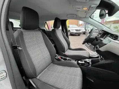 Photo 13 Opel Corsa  -e 136ch Edition