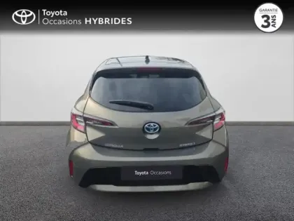 Photo 14 Toyota Corolla  122h Design