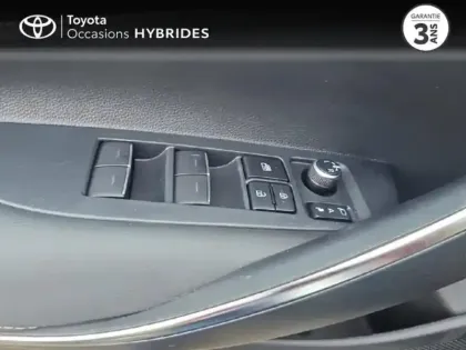 Photo 13 Toyota Corolla  122h Design