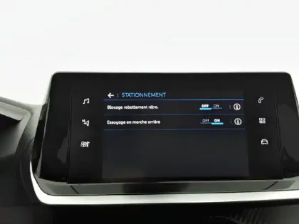 Photo 27 Peugeot 208  PureTech 100 S&S BVM6