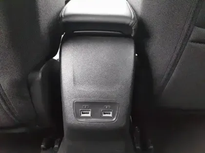 Photo 17 Peugeot 208  PureTech 100 S&S BVM6