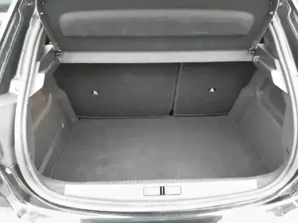 Photo 37 Peugeot 208  PureTech 100 S&S BVM6