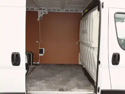 Photo 31 Peugeot Boxer  TOLE 330 L2H2 BLUEHDI 120 S&S