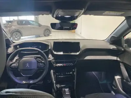 Photo 7 Peugeot 208  PureTech 130 S&S EAT8