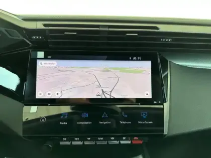 Photo 11 Peugeot 408  PHEV 225ch GT e-EAT8