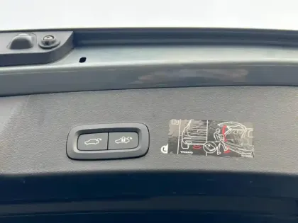 Photo 9 Volvo Xc40  D4 AdBlue AWD 190ch Inscription Luxe Geartronic 8