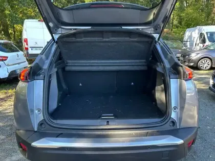Photo 25 Peugeot 2008  Electrique 136 ch