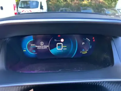 Photo 29 Peugeot 2008  Electrique 136 ch