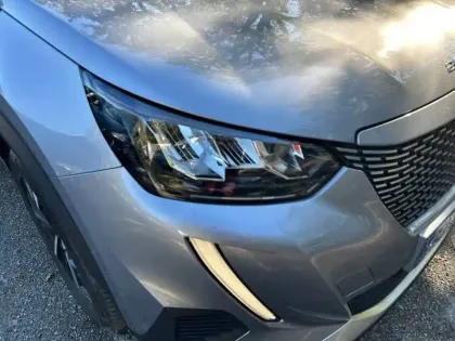 Photo 35 Peugeot 2008  Electrique 136 ch