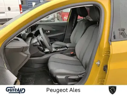 Photo 42 Peugeot 208  PureTech 100 S&S EAT8