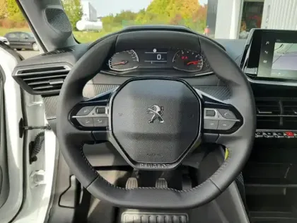 Photo 28 Peugeot 208  BlueHDi 100 S&S BVM6