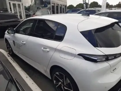 Photo 22 Peugeot 308  PHEV 180 e-EAT8