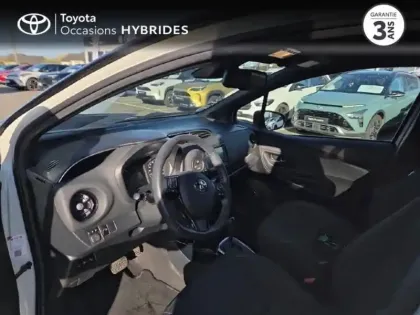 Photo 10 Toyota Yaris  100h Collection 5p RC19