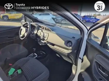 Photo 6 Toyota Yaris  100h Collection 5p RC19