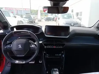 Photo 19 Peugeot 208  Electrique 50 kWh 136ch