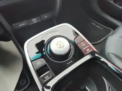 Photo 13 Kia Niro e- e-Active 204ch
