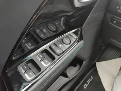 Photo 14 Kia Niro e- e-Active 204ch