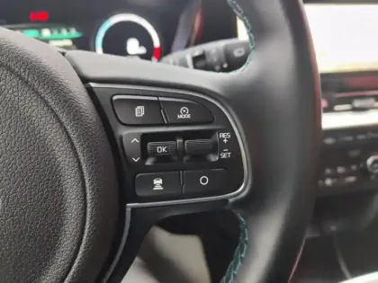 Photo 10 Kia Niro e- e-Active 204ch