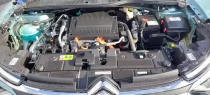 Photo 24 Citroën C4 e- 136 ch Automatique