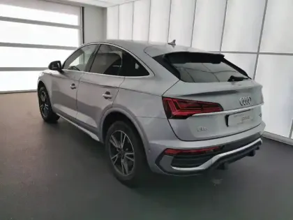 Photo 21 Audi Q5  Sportback 40 TDI 204 S tronic 7 Quattro