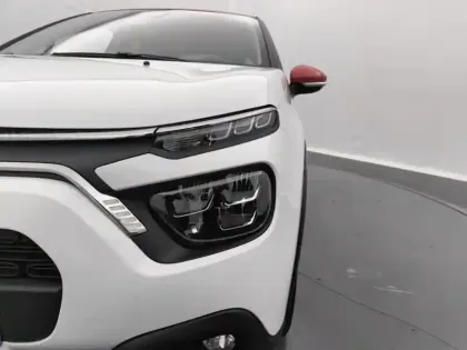 Photo 13 Citroën C3  PureTech 110 S&S BVM6 Shine