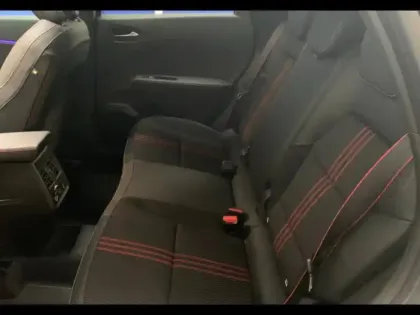 Photo 6 Renault Captur  E-Tech hybride 145ch RS Line