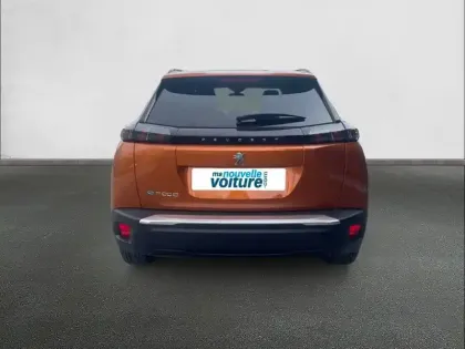 Photo 19 Peugeot 2008  Electrique 136 ch