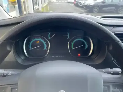 Photo 29 Peugeot Expert  FGN TOLE STANDARD ELECTRIQUE 75KWH 136