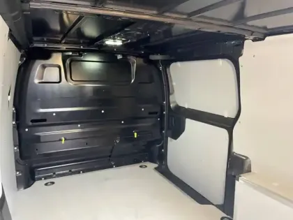 Photo 34 Peugeot Expert  FGN TOLE STANDARD ELECTRIQUE 75KWH 136