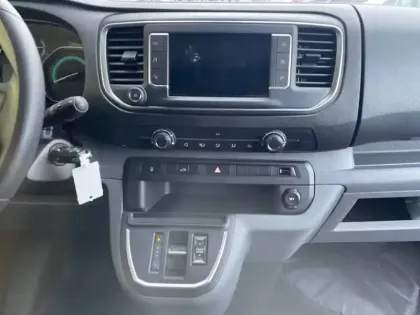 Photo 33 Peugeot Expert  FGN TOLE STANDARD ELECTRIQUE 75KWH 136