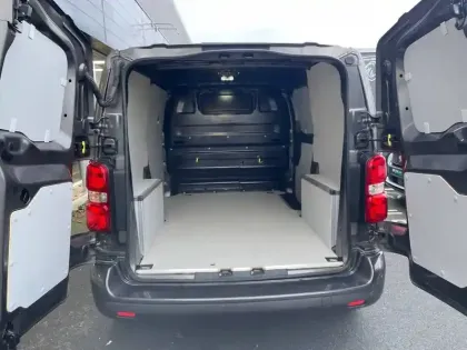 Photo 25 Peugeot Expert  FGN TOLE STANDARD ELECTRIQUE 75KWH 136