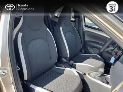 Photo 5 Toyota Aygo X  1.0 VVT-i 72ch Design S-CVT MY23