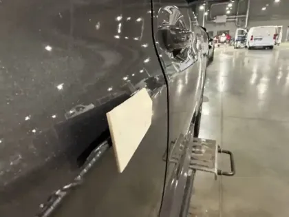 Photo 12 Peugeot 208  PureTech 100 S&S BVM6