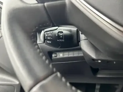 Photo 35 Peugeot 208  PureTech 100 S&S BVM6