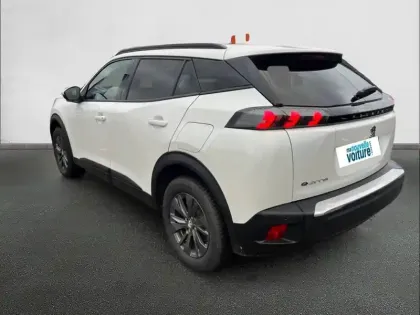 Photo 6 Peugeot 2008  Electrique 136 ch