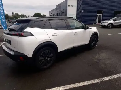 Photo 4 Peugeot 2008  Moteur électrique 136 ch