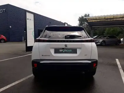 Photo 3 Peugeot 2008  Moteur électrique 136 ch